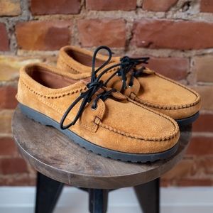 Quoddy Blucher in Toast Suede